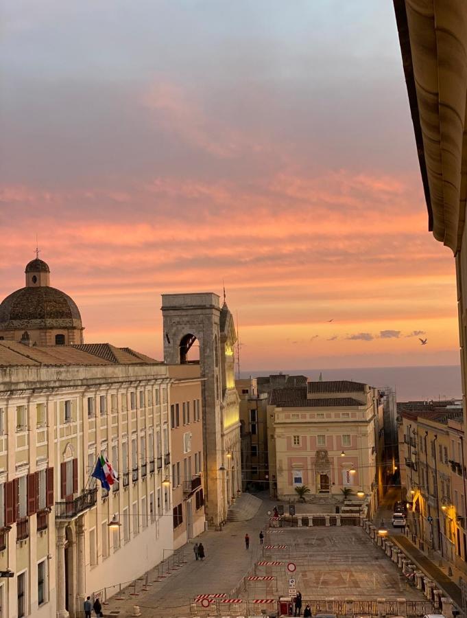 Ferienwohnung Castello Attic Sunset Terrace Cagliari Exterior foto